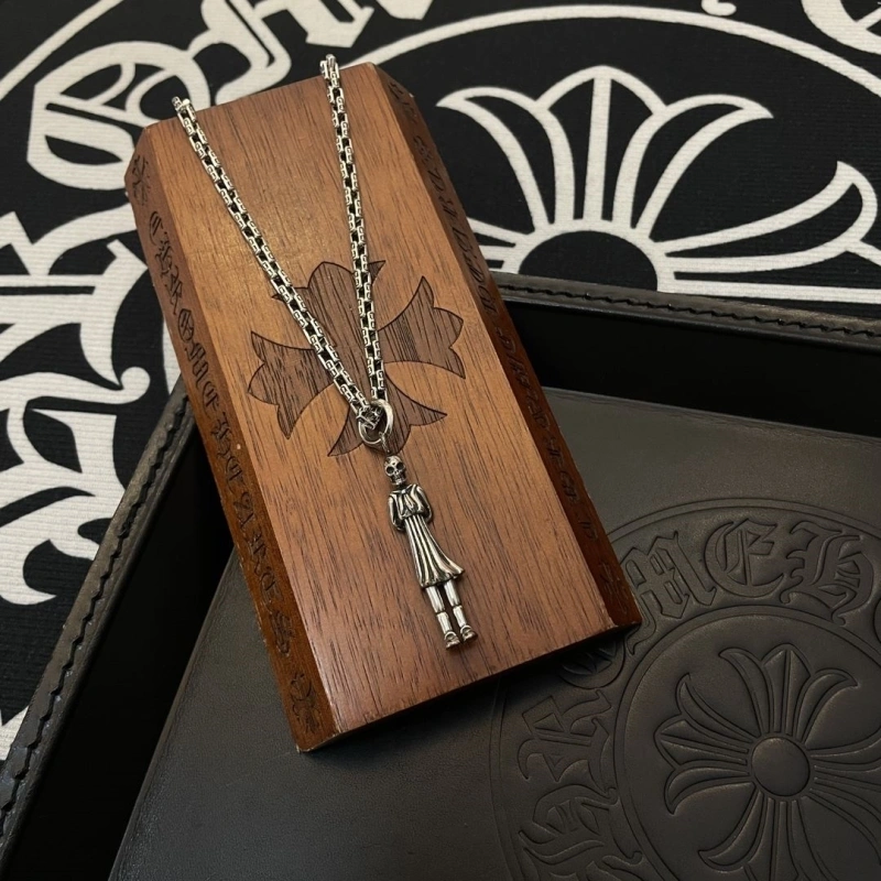 Bright Chrxmx Hxxrts Necklaces 299832