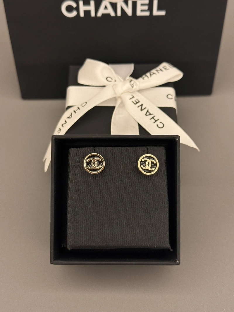 Durable Chxnxl Earrings 289076