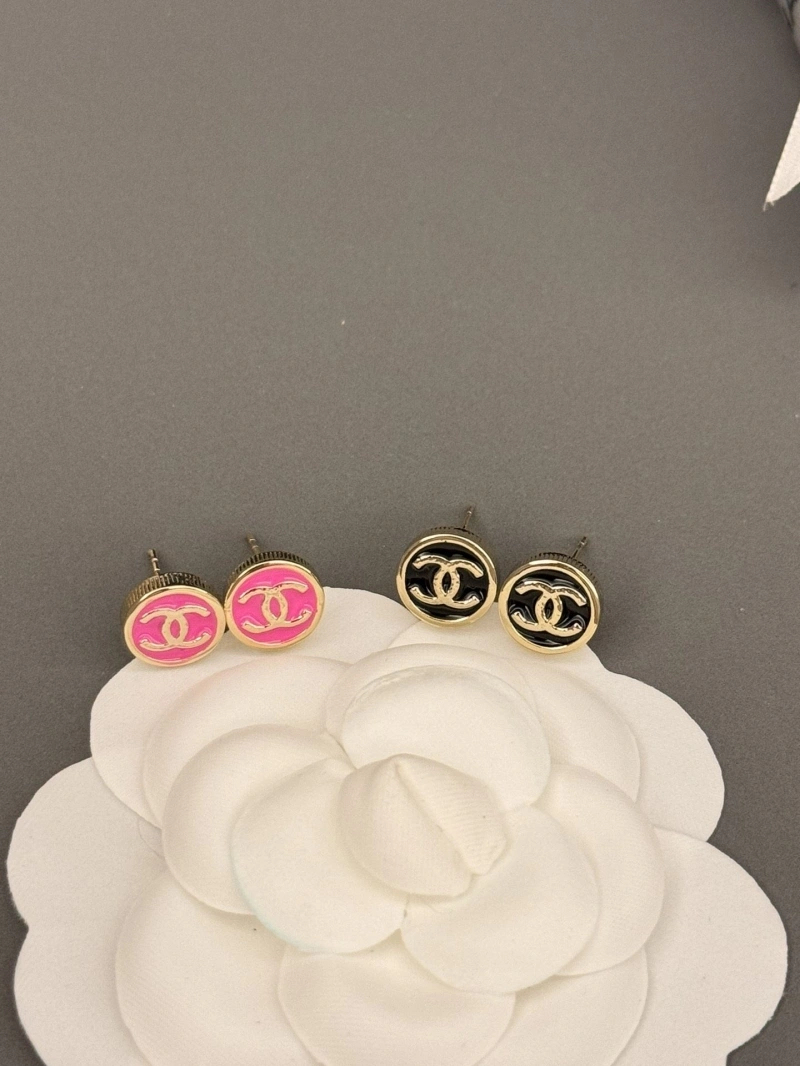 Durable Chxnxl Earrings 289076