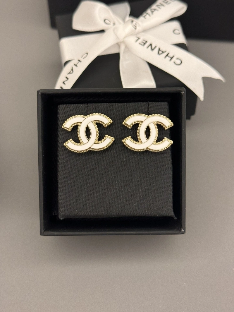 Comfortable Chxnxl Earrings 289074