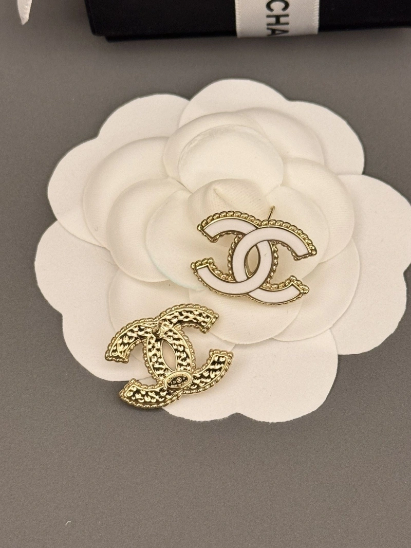 Comfortable Chxnxl Earrings 289074