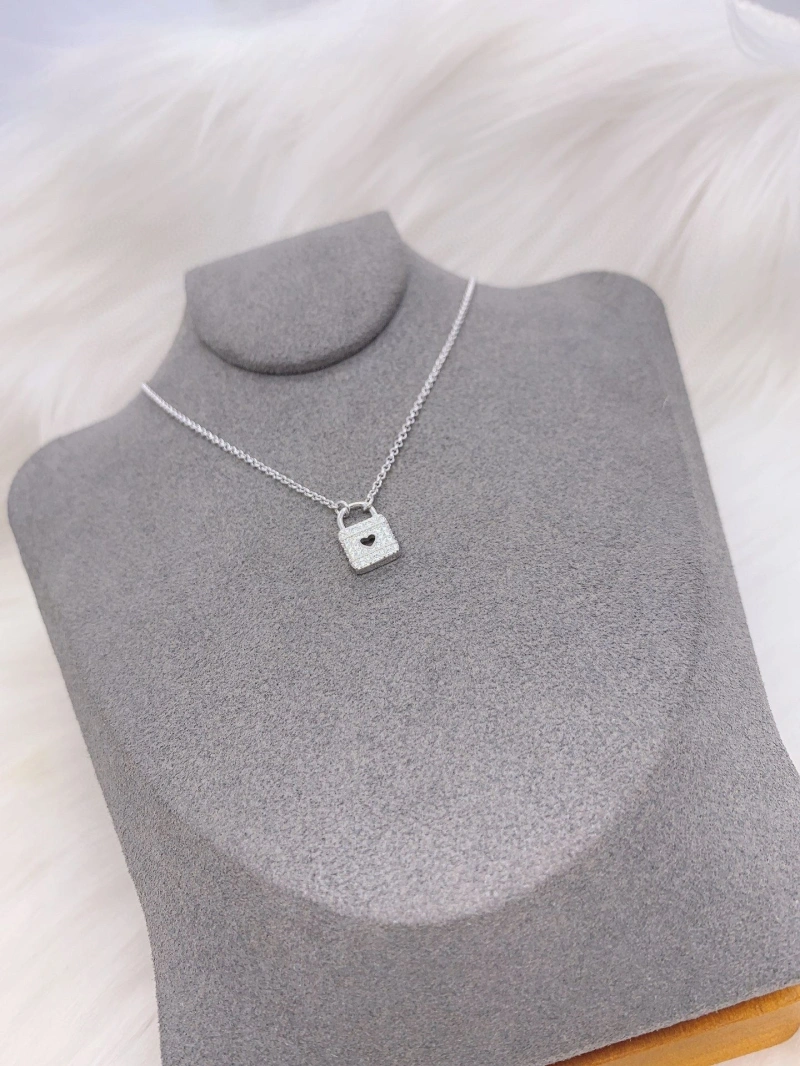 Axm Necklaces Refined 281590