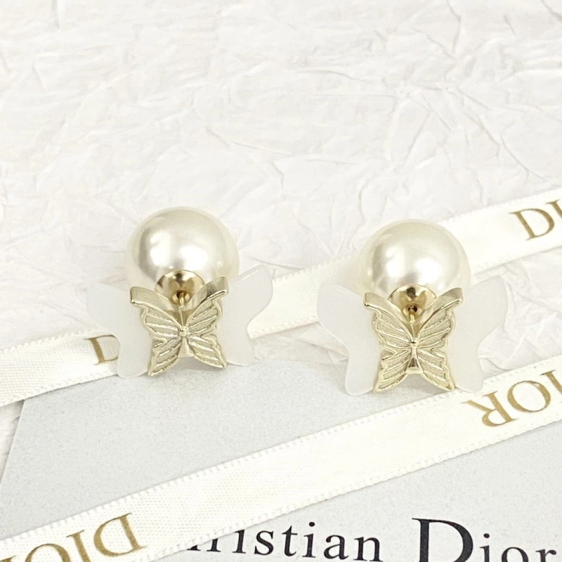 Sophisticated Christian Dxxr Earrings 294945