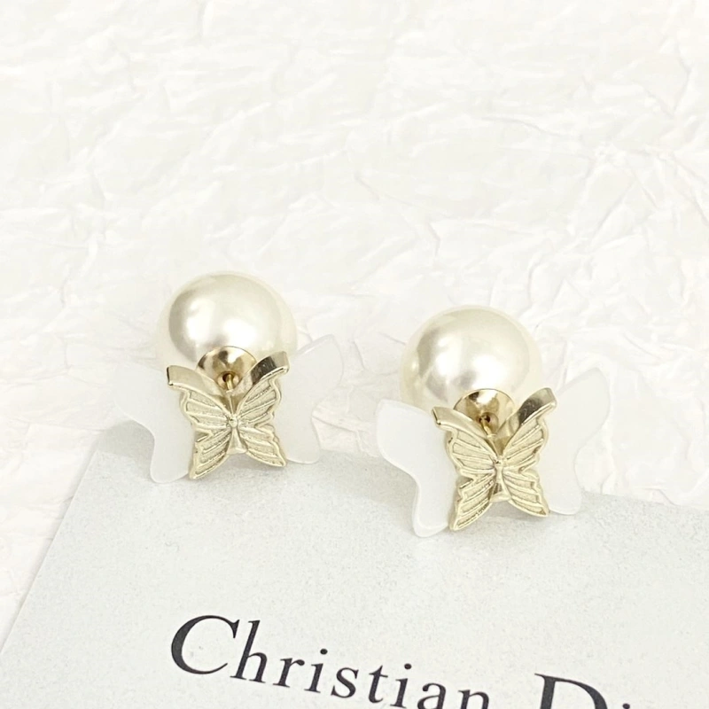 Sophisticated Christian Dxxr Earrings 294945