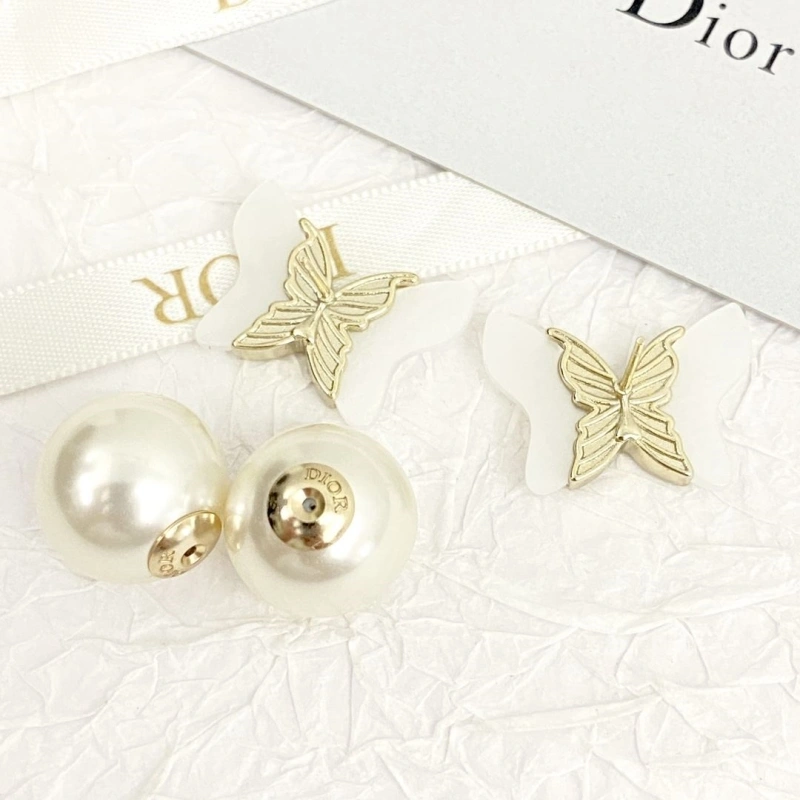 Sophisticated Christian Dxxr Earrings 294945