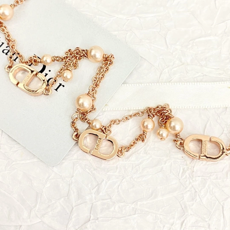 Flexible Christian Dxxr Necklaces 294743