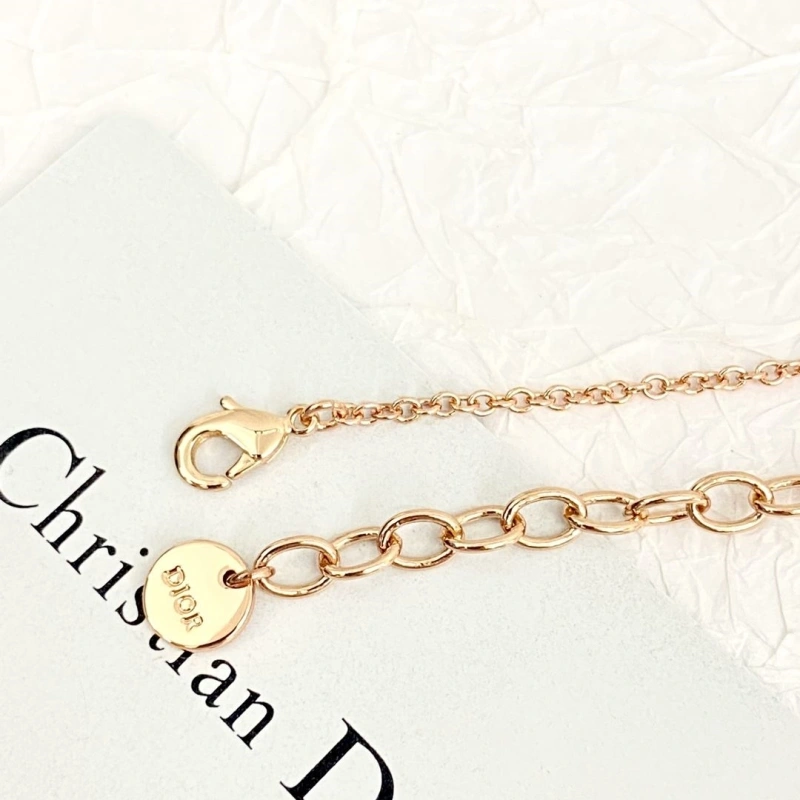 Flexible Christian Dxxr Necklaces 294743