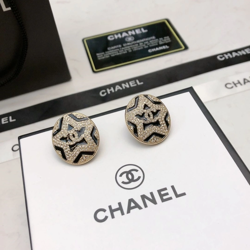 Lightweight Chxnxl Earrings 289071