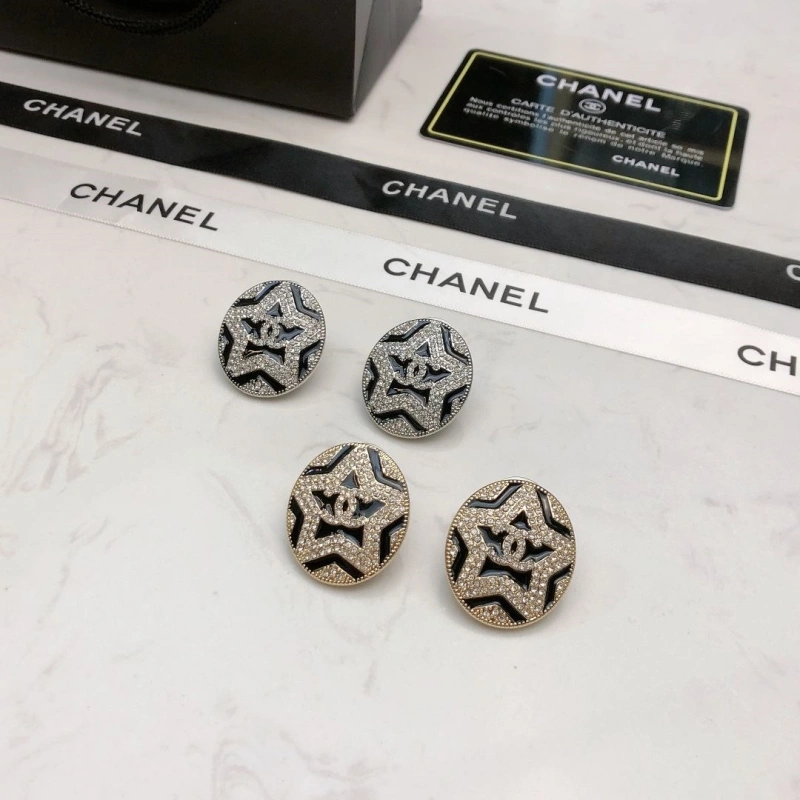 Lightweight Chxnxl Earrings 289071