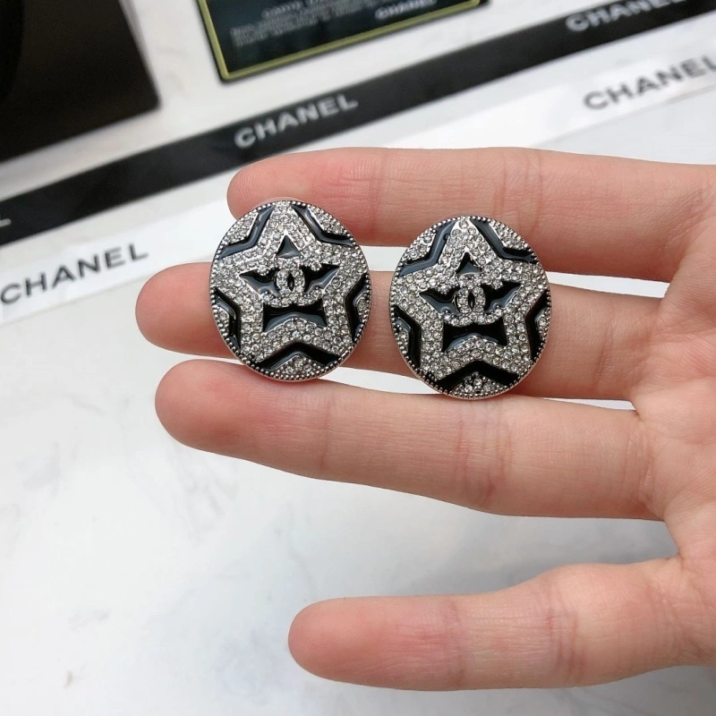 Lightweight Chxnxl Earrings 289071