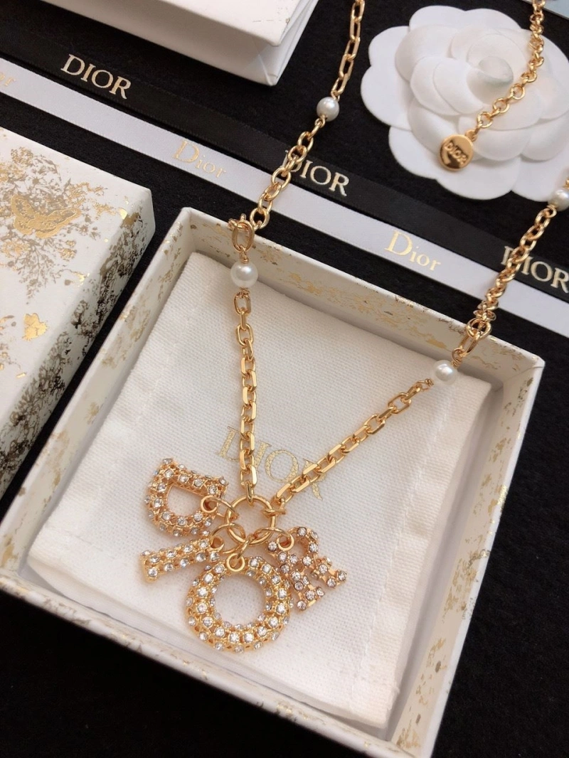 Versatile Christian Dxxr Necklaces 294741