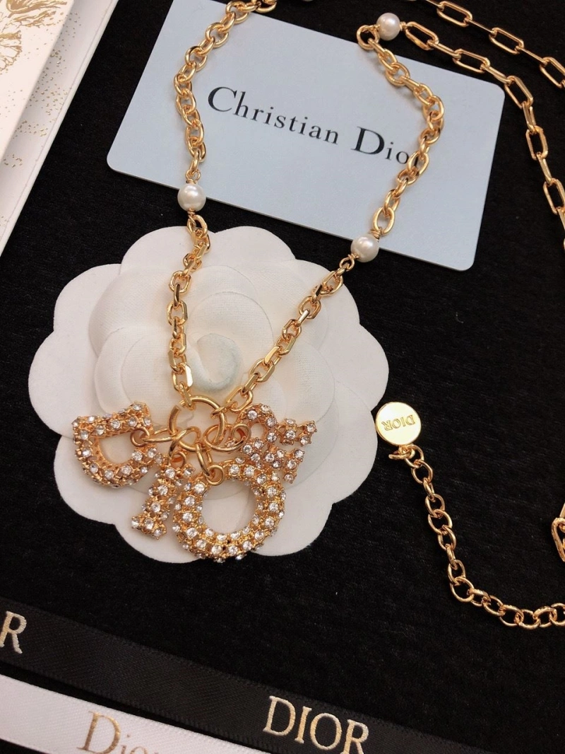 Versatile Christian Dxxr Necklaces 294741
