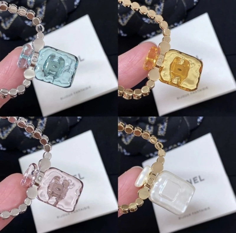 WellDesigned Chxnxl Necklaces 288296