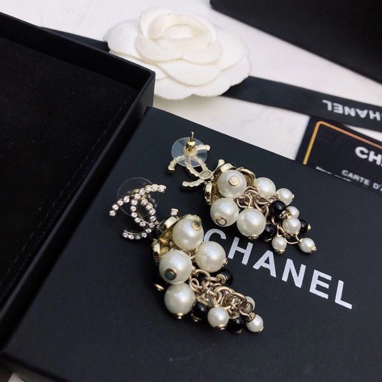 Unique Chxnxl Earrings 289061