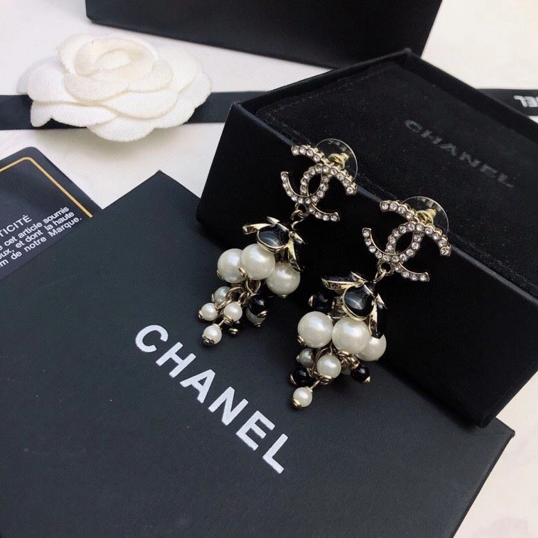 Unique Chxnxl Earrings 289061