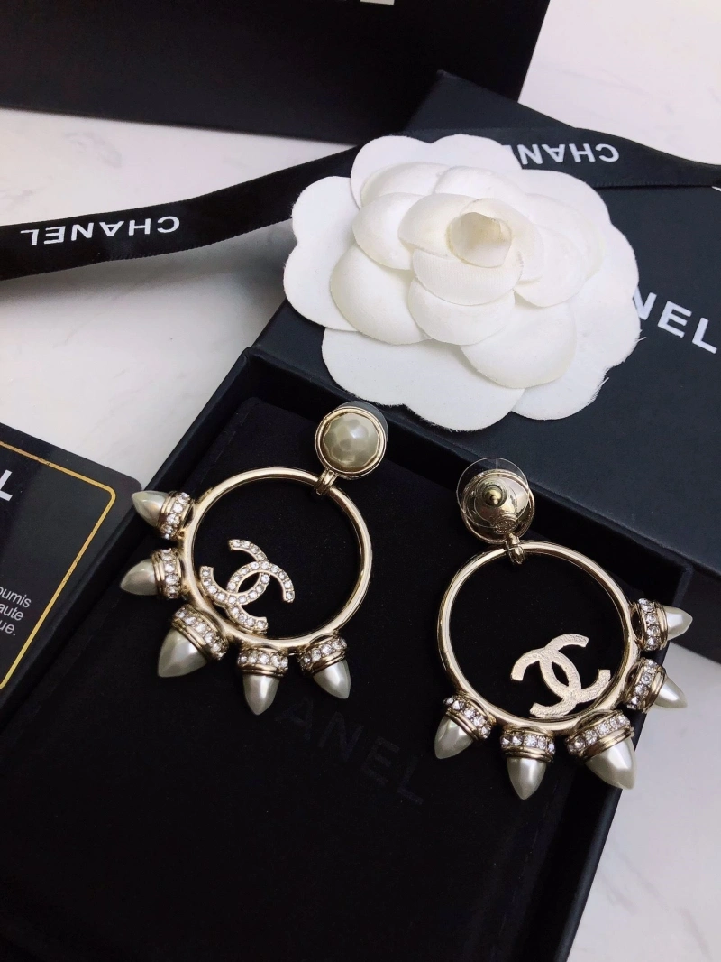 Chxnxl Earrings WellDesigned 289064