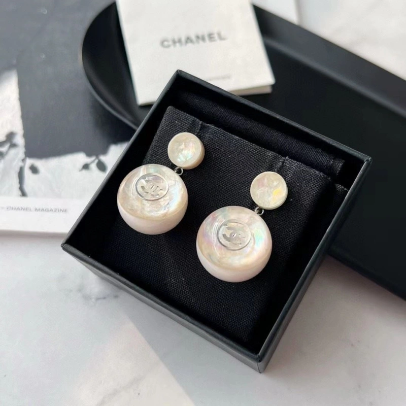 Sleek Chxnxl Earrings 289069