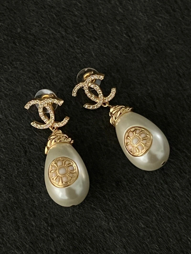 Chxnxl Earrings TopPick 289044
