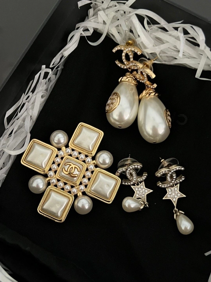 Chxnxl Earrings TopPick 289044