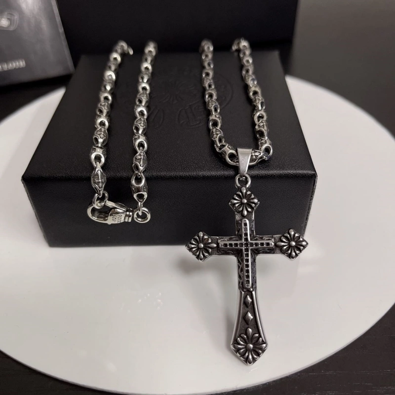 Refined Chrxmx Hxxrts Necklaces 299825