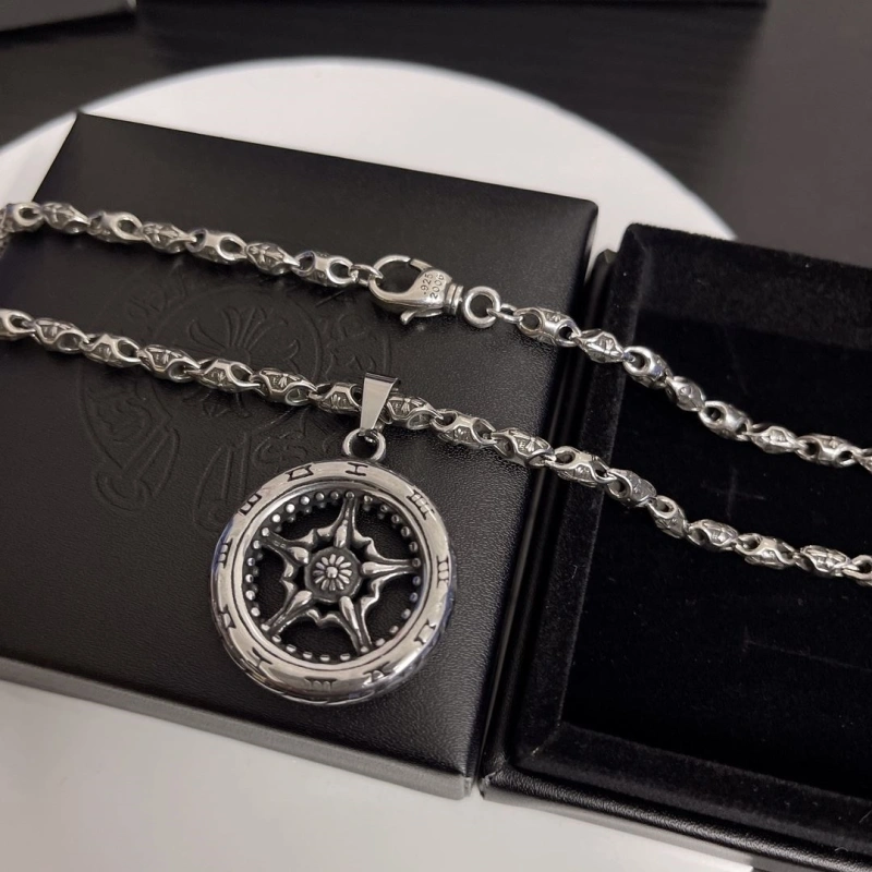 Chrxmx Hxxrts Necklaces Comfortable 299846