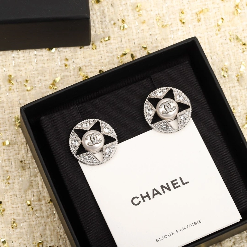 Stylish Chxnxl Earrings 289047