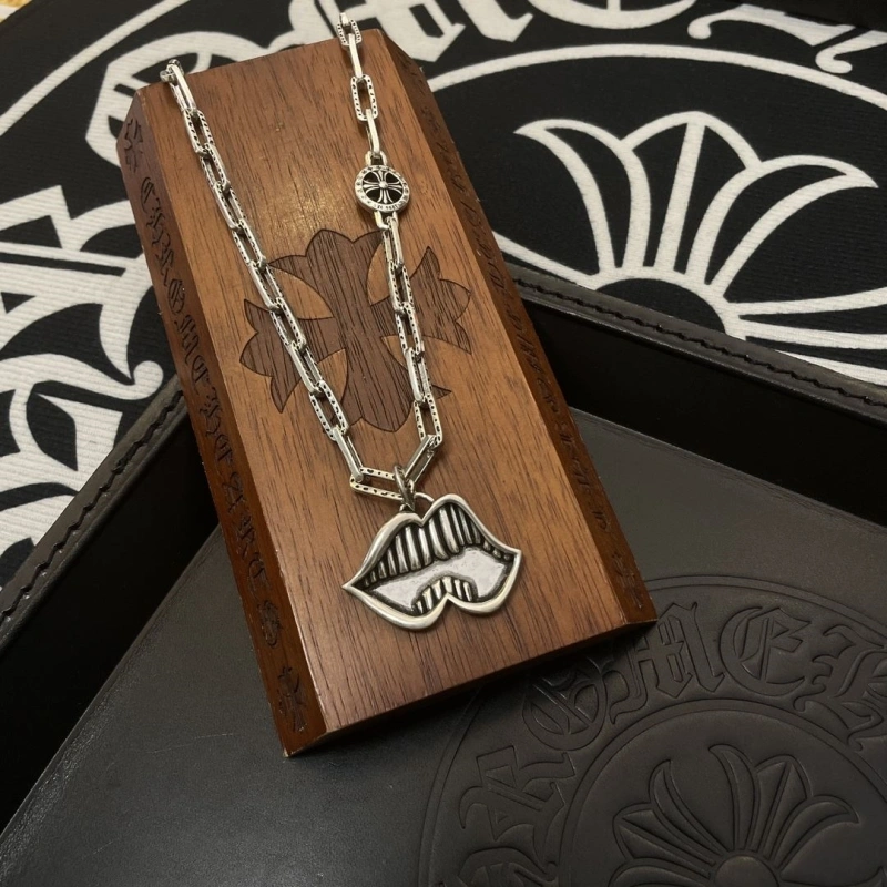 SportInspired Chrxmx Hxxrts Necklaces 299821