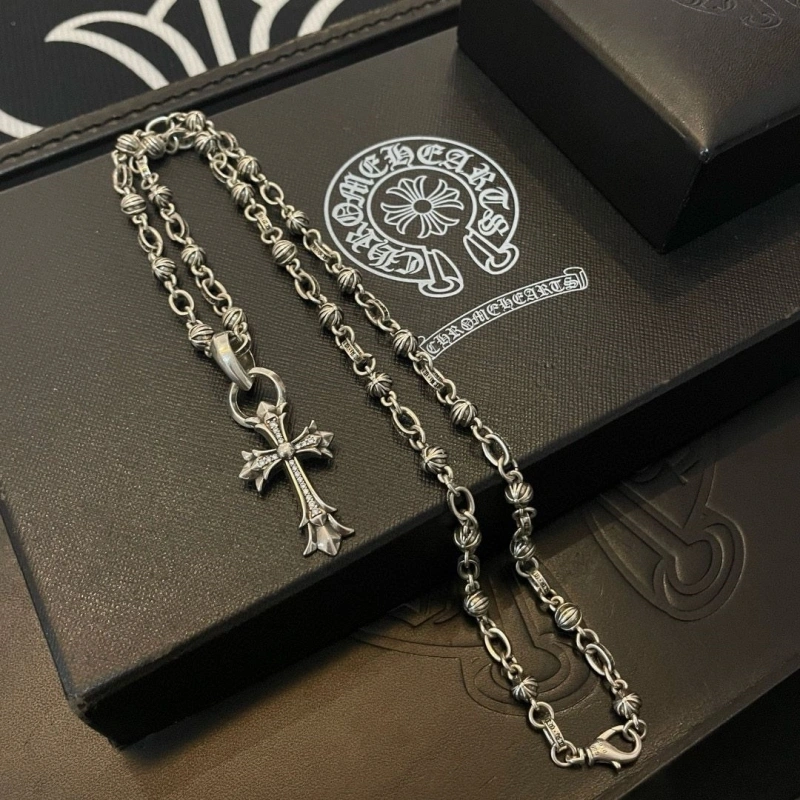 Bright Chrxmx Hxxrts Necklaces 299818
