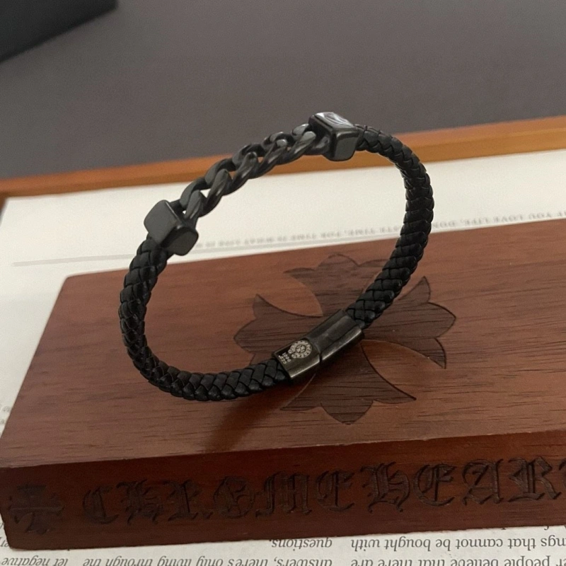 Fashionable Chrxmx Hxxrts Bracelets 300230