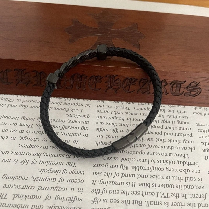 Fashionable Chrxmx Hxxrts Bracelets 300230