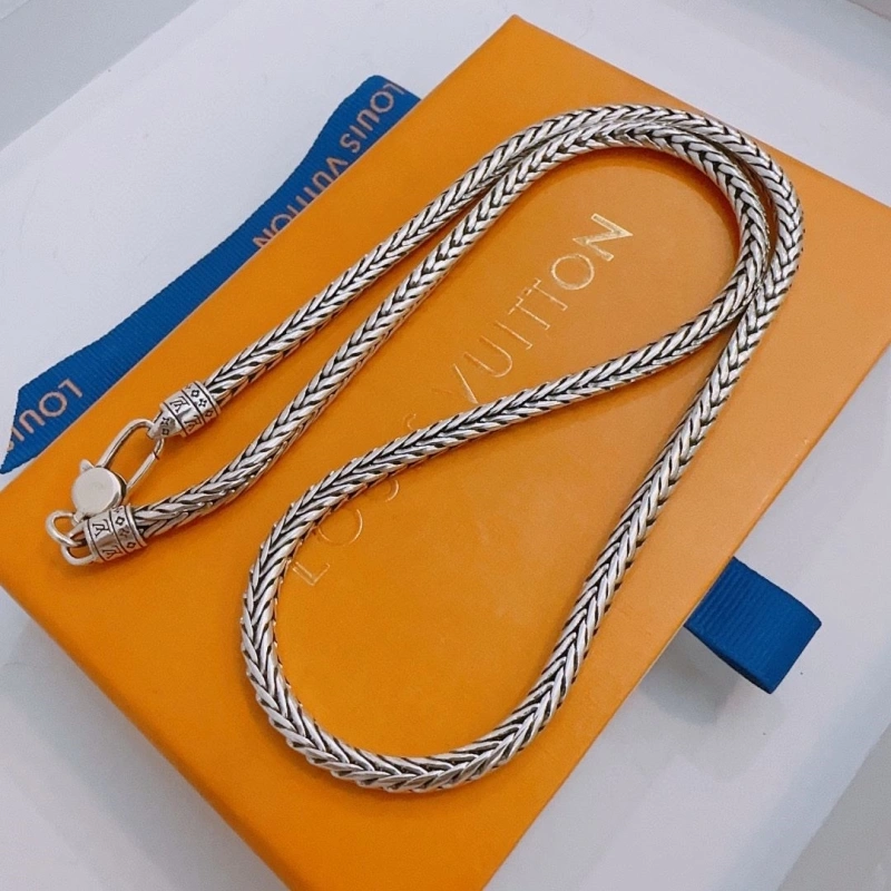 Minimalist LX Necklaces 310868