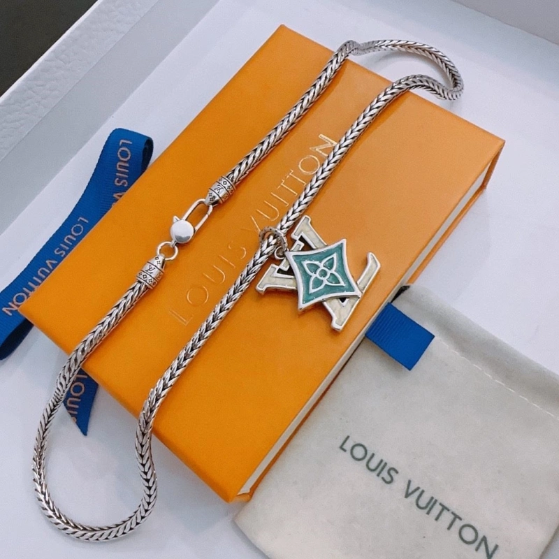 Trendy LX Necklaces 310917