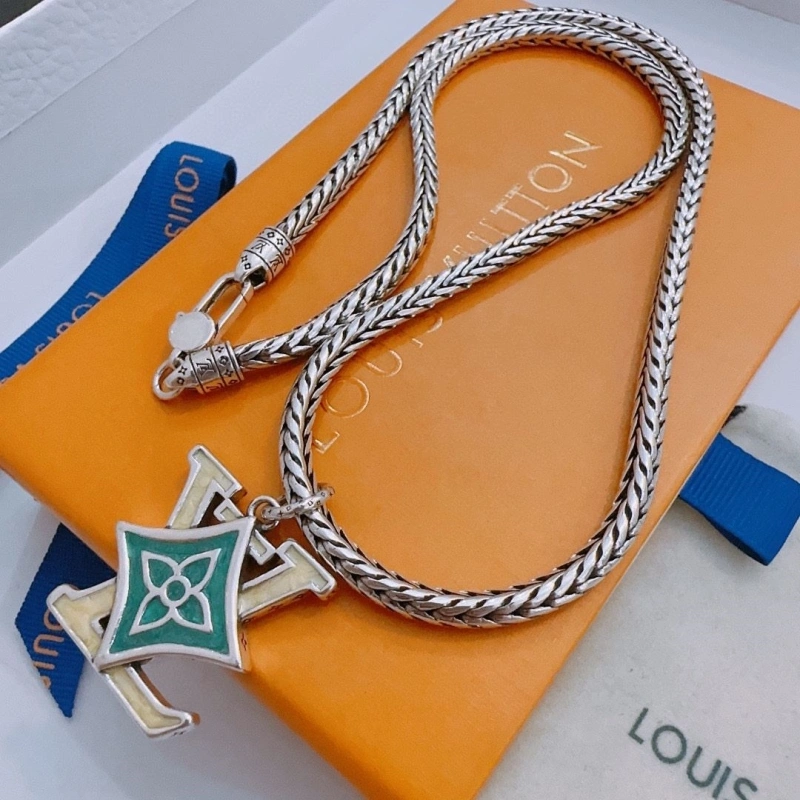 Trendy LX Necklaces 310917