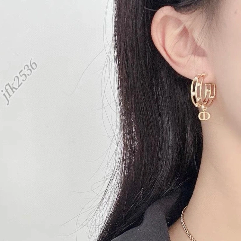 Christian Dxxr Earrings Fashionable 294939