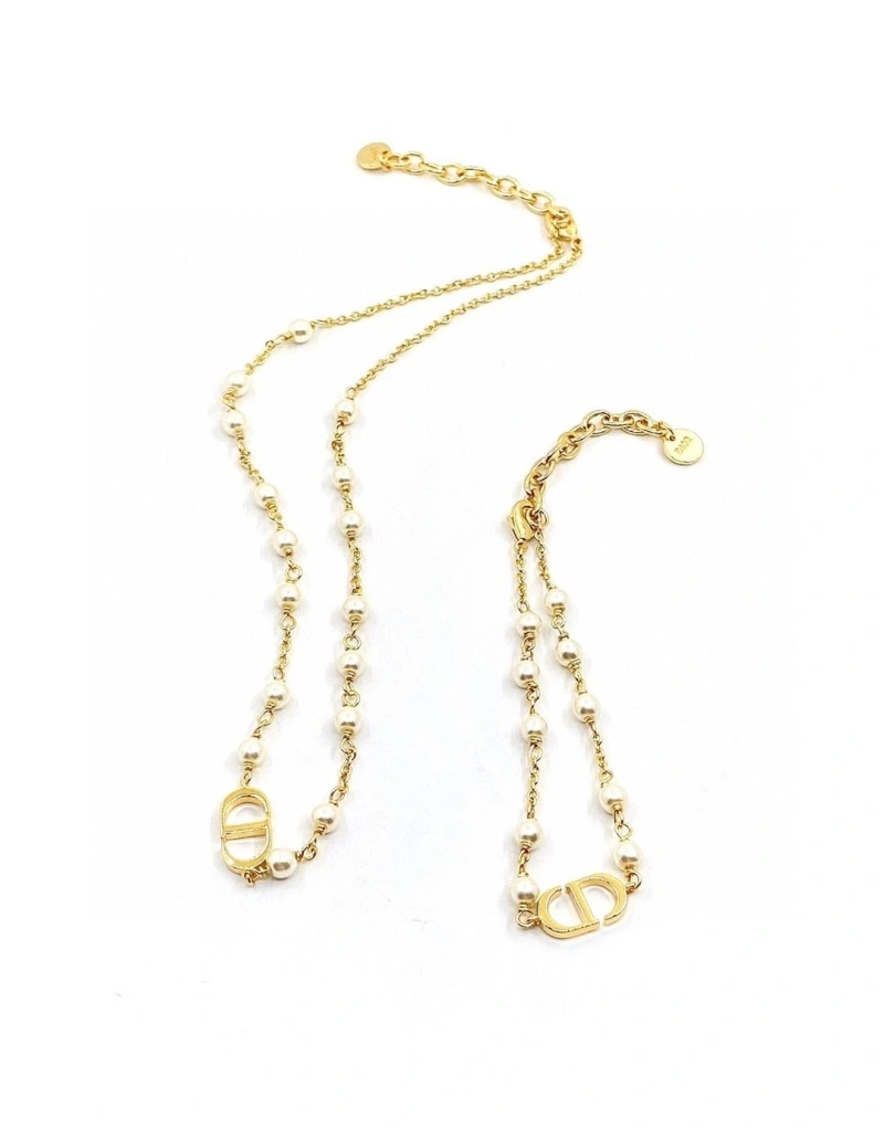 Flexible Christian Dxxr Necklaces 294733