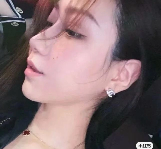 Chxnxl Earrings Bright 289057