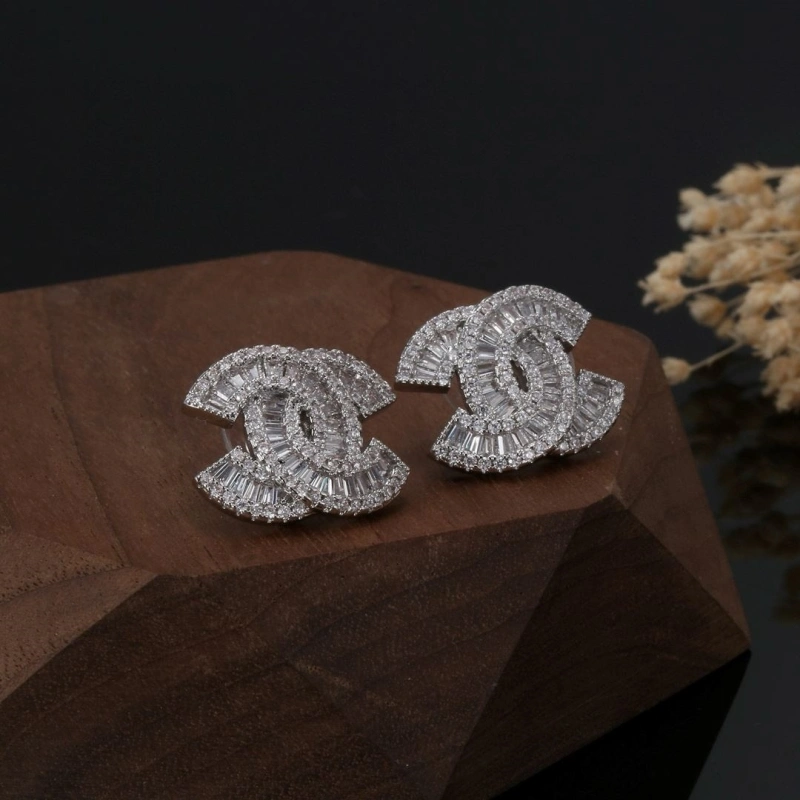 Trendsetting Chxnxl Earrings 289041