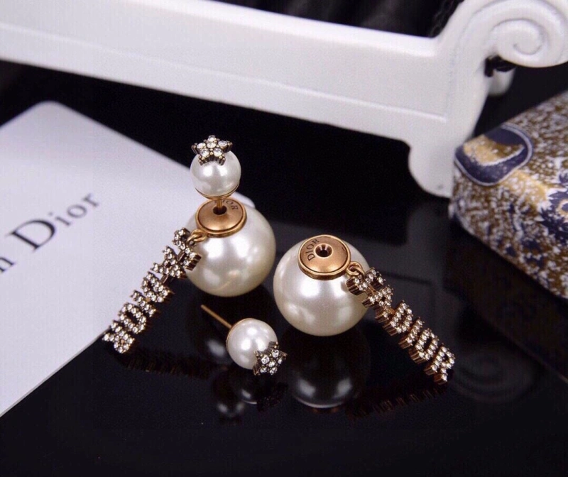 Christian Dxxr Earrings Durable 294936