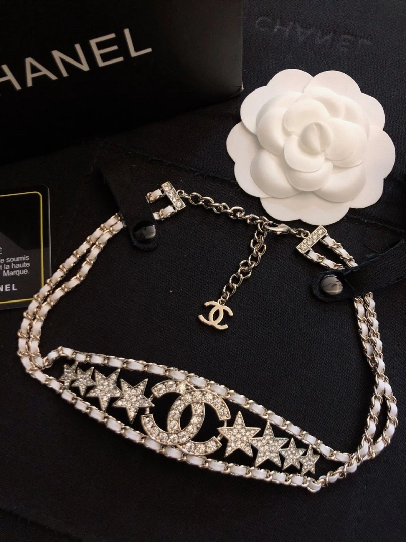 Fashionable Chxnxl Necklaces 288275