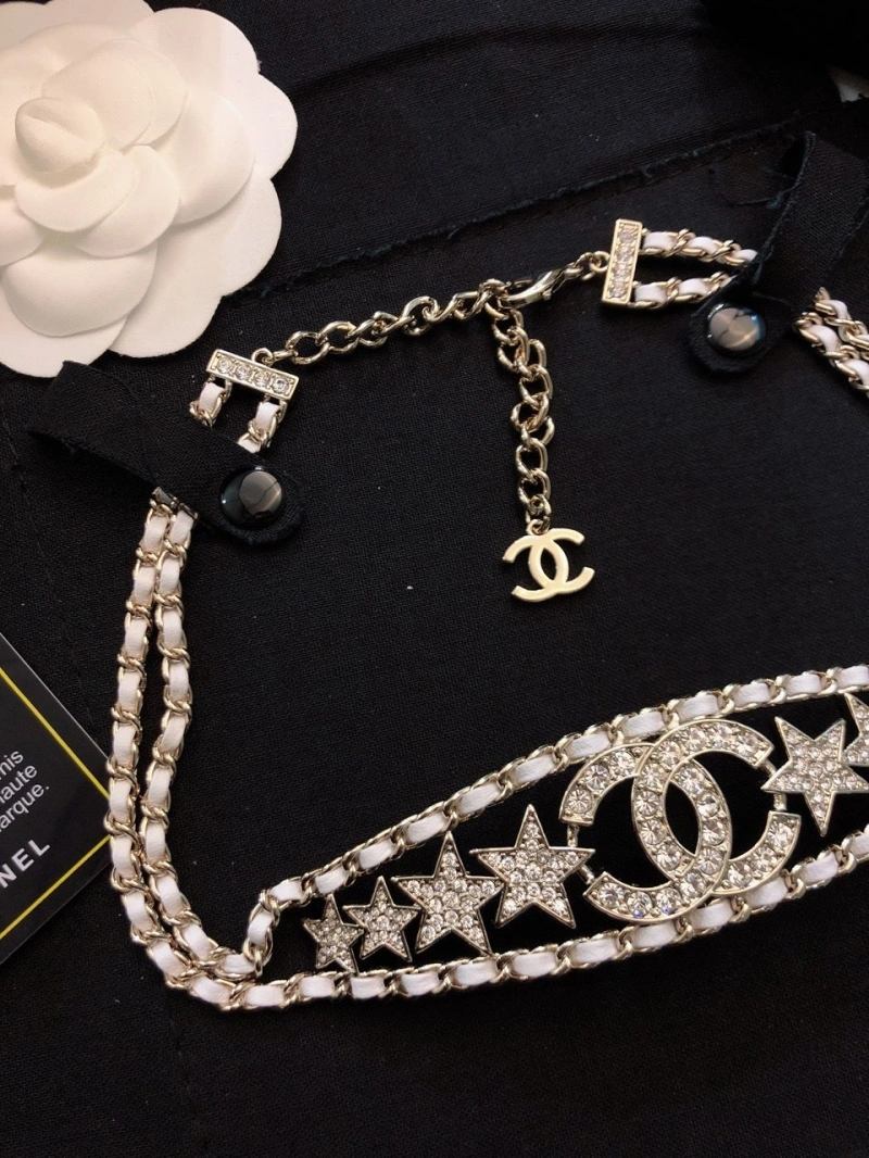 Fashionable Chxnxl Necklaces 288275