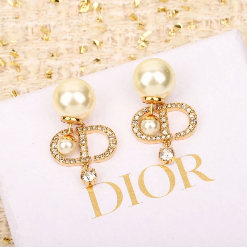Sophisticated Christian Dxxr Earrings 294930