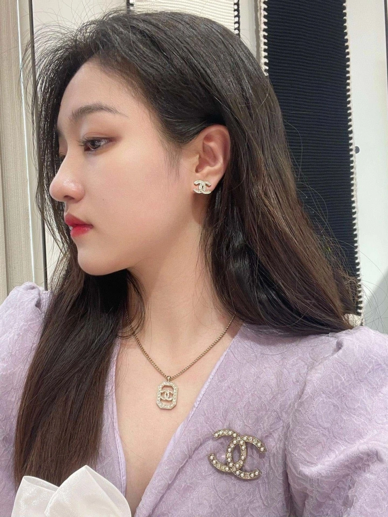 Chxnxl Earrings Soft 289037