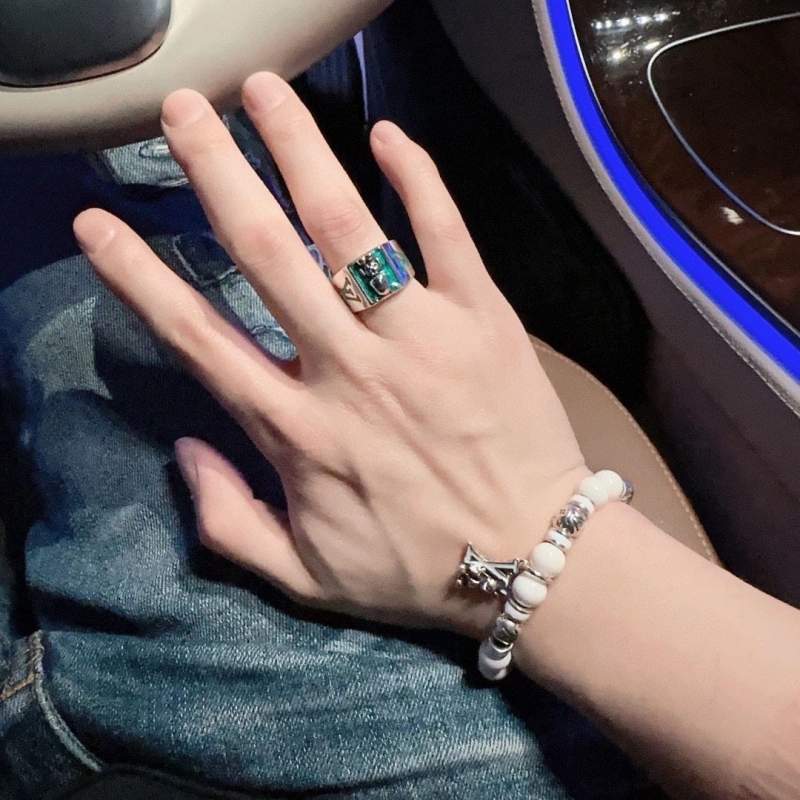 Refined LX Bracelets 311210