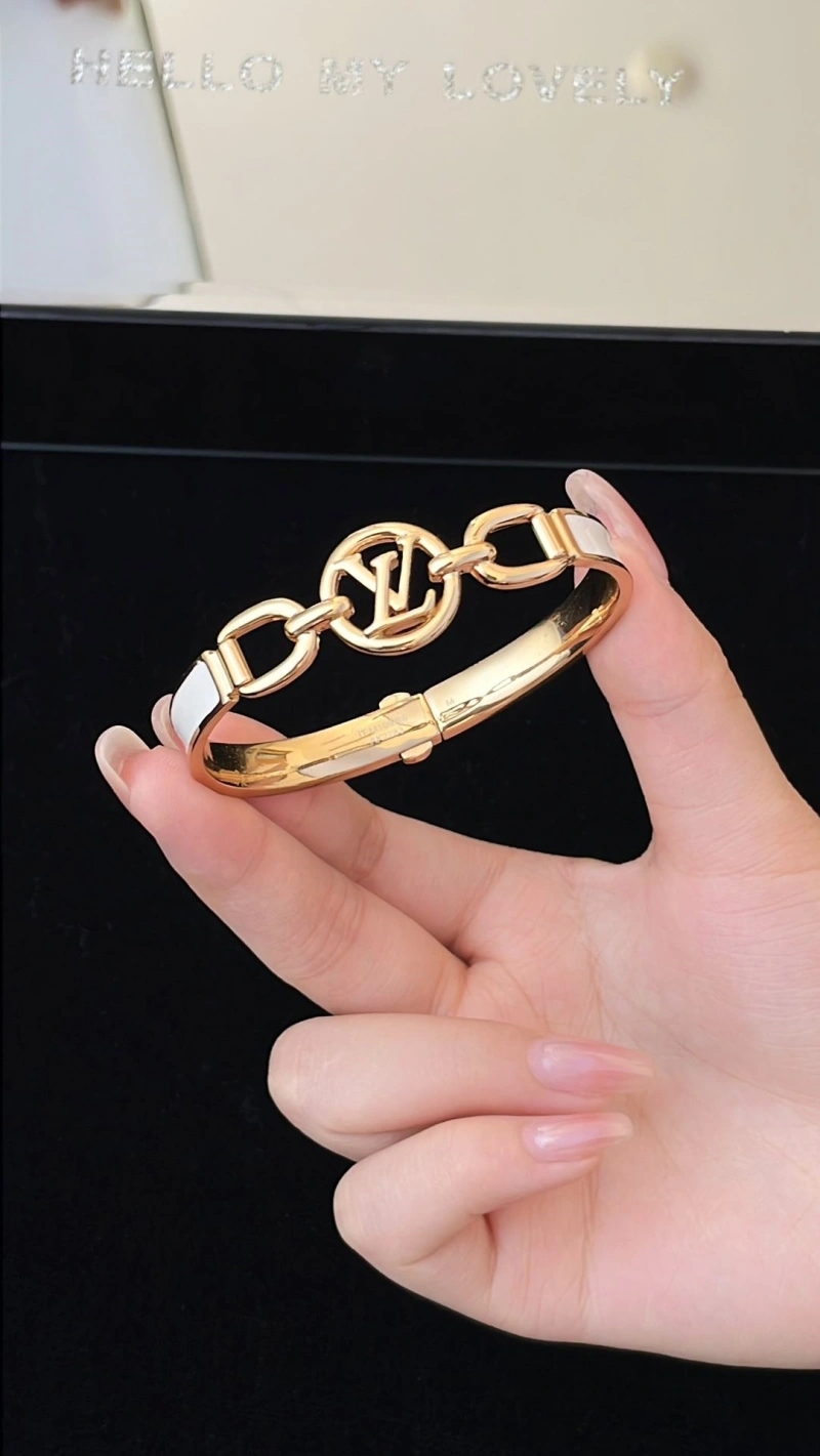Classic LX Bracelets 311219