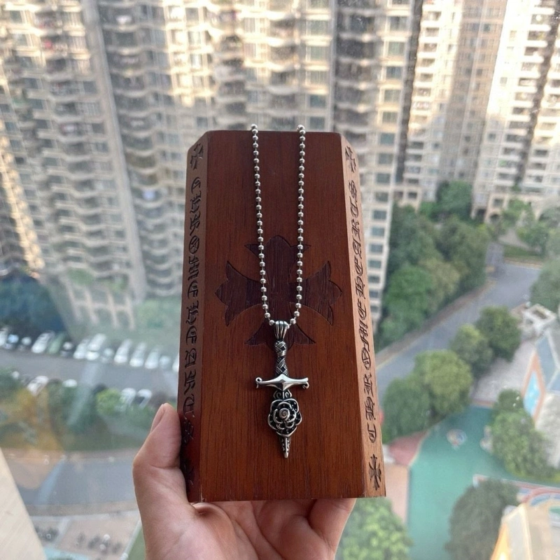 Chrxmx Hxxrts Necklaces GoodFit 299787