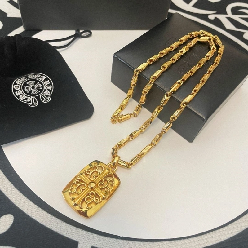 Breathable Chrxmx Hxxrts Necklaces 299794
