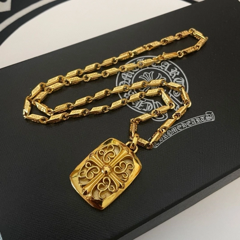 Breathable Chrxmx Hxxrts Necklaces 299794