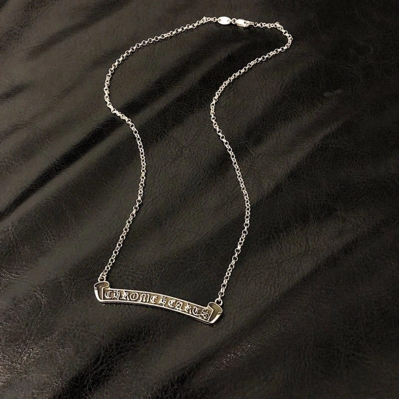 Stylish Chrxmx Hxxrts Necklaces 299788