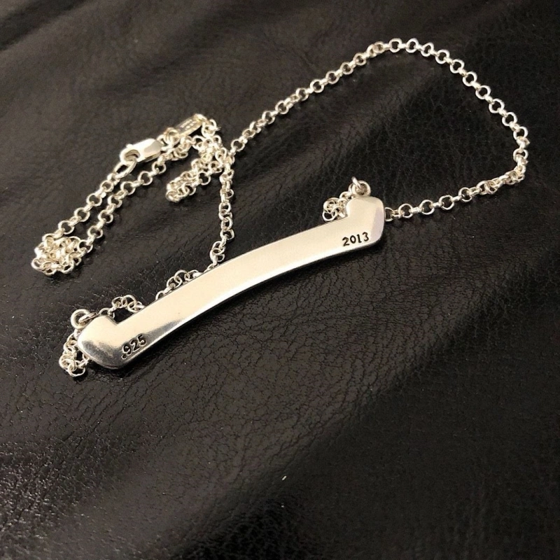 Stylish Chrxmx Hxxrts Necklaces 299788