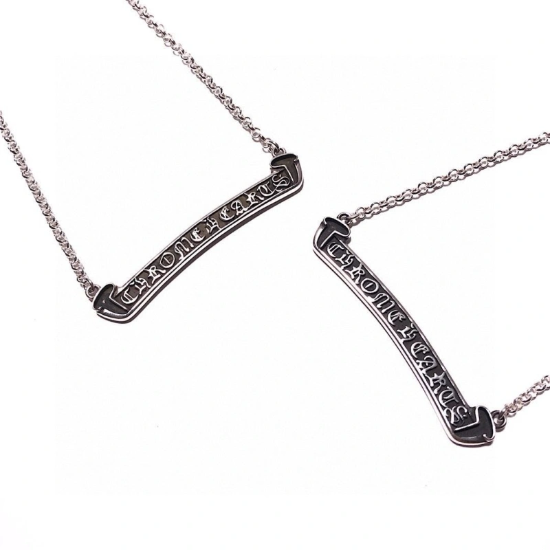Stylish Chrxmx Hxxrts Necklaces 299788